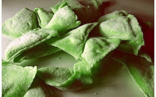 Tortelloni verdi di ricotta e spinaci