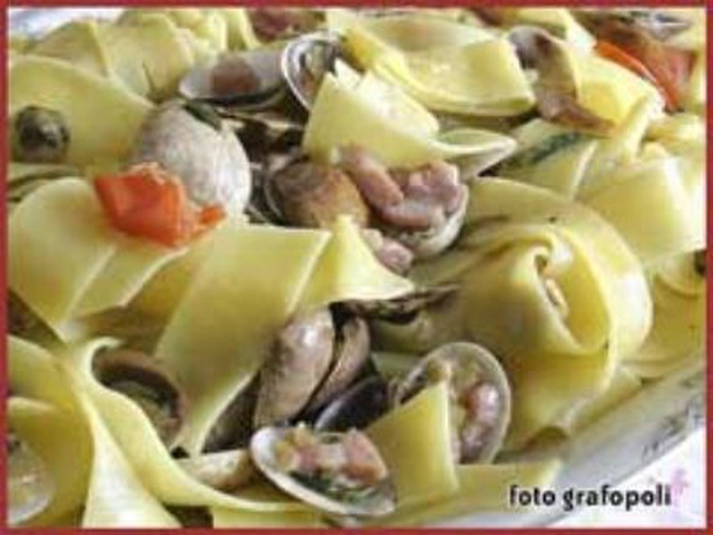 Pappardelle Con Vongole E Pancetta