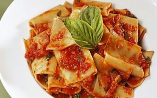 Paccheri Alla Napoletana