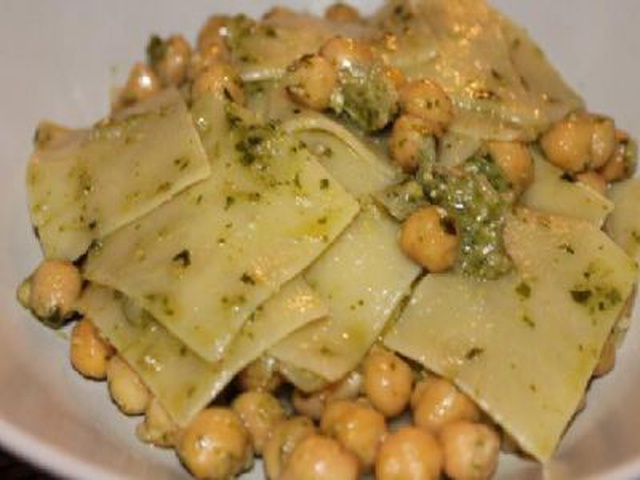 Pasta E Ceci Al Profumo Di Pesto