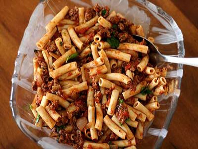 Penne Al Sugo Di Carne