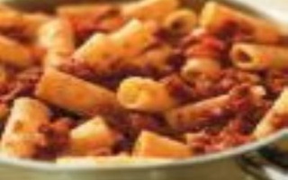 Rigatoni Con Salsiccia, Semi Di Finocchio E Sugo
