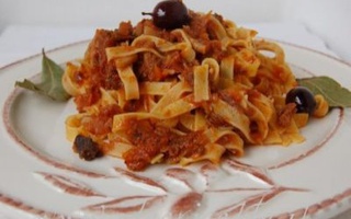 Tagliatelle Al Piccione E Olive