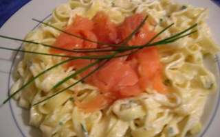 Tagliatelle Fresche Con Salmone Affumicato