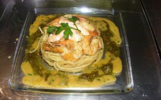 Spaghetti Con Gamberi E Pesto Siciliano