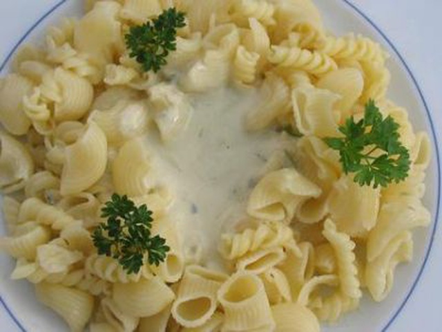 Pasta al formaggio cremoso