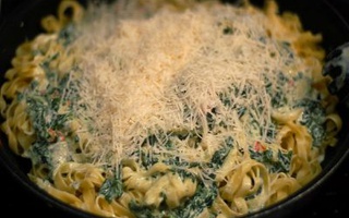 Tagliolini Con Spinaci E Parmigiano