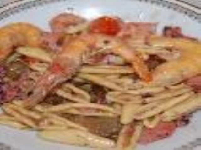 Fusilli Alle Seppioline,gamberi E Carciofi