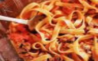 Tagliatelle Al Sugo Di Salsiccia