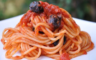 Pasta Al Pomodoro