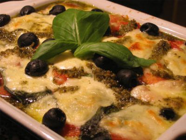 Lasagne Al Pesto con mozzarella e pomodorini