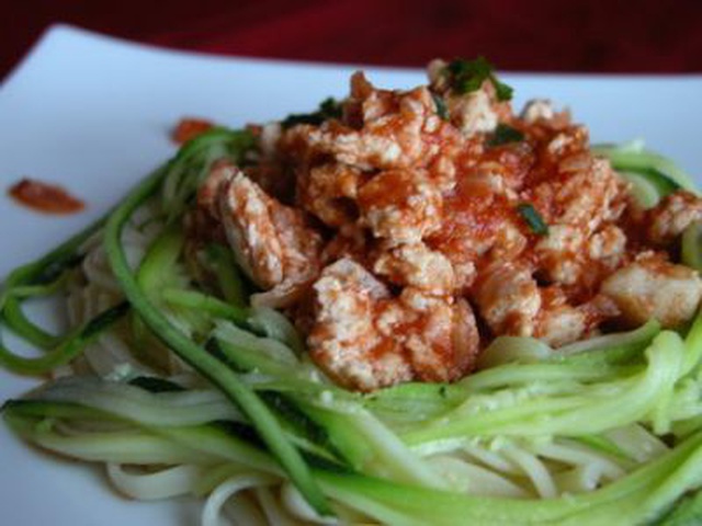 Spaghetti Di Zucchine E Tacchino Tritato