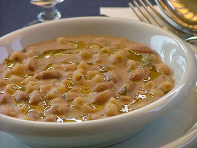 Pasta Con Fagioli Freschi