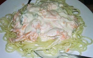 Pasta Al Salmone Con Salsa Di Limone