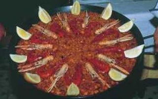 Zuppa di pesce con pasta (nocciole,mandorle e anelli di totano)