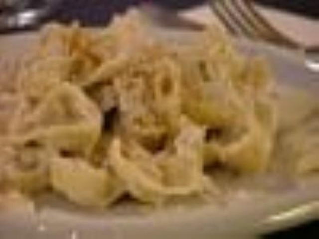 Cappelletti Alla Panna E Noci