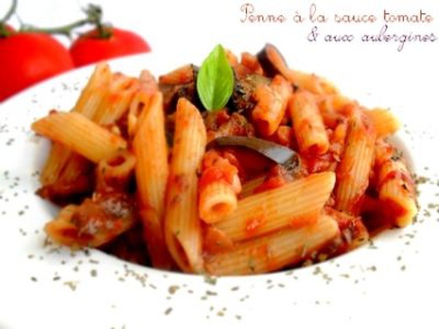 Penne Con Salsa Di Pomodoro E Melanzane