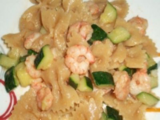 Farfalle Integrali Con Zucchine E Gamberi Rossi