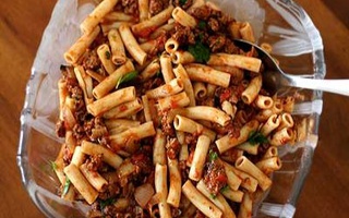 Penne Al Sugo Di Carne