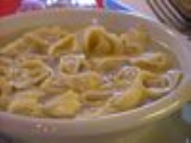 Cappelletti In Brodo