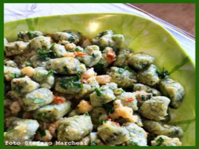 Gnocchi Di Patate E Spinaci Con Sughetto Al Merluzzo...