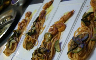 Spaghetti Con Scampi Gamberi E Zucchine