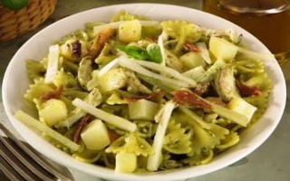 Farfalle Con Pollo E Pesto