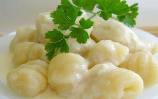 Gnocchi In Salsa Di Parmigiano