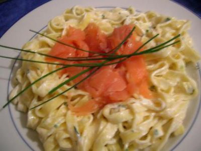 Tagliatelle Fresche Con Salmone Affumicato