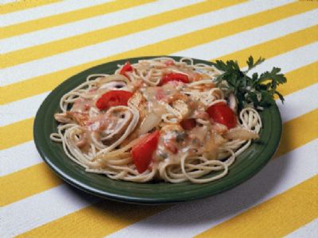 Spaghetti Con Pollo E Cipolle